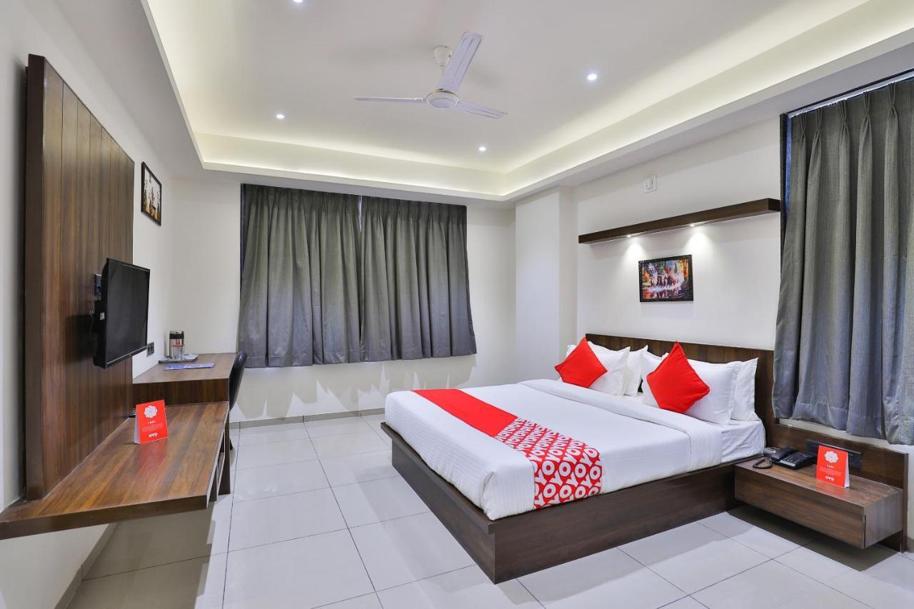 Oyo 16604 Hotel Sparsh Inn Ahmadabad Zewnętrze zdjęcie