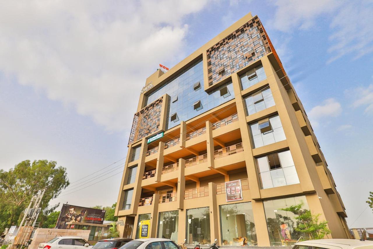 Oyo 16604 Hotel Sparsh Inn Ahmadabad Zewnętrze zdjęcie
