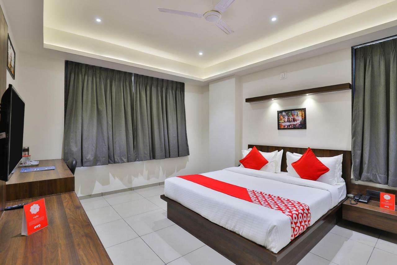 Oyo 16604 Hotel Sparsh Inn Ahmadabad Zewnętrze zdjęcie
